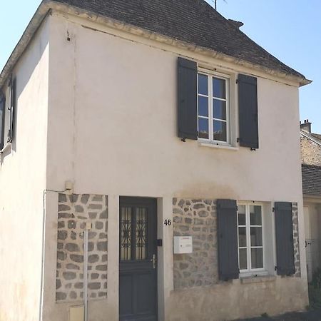 Petite Maison De Village Maincy Exterior photo